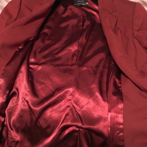 RW&CO Dark Red Blazer NWOT - Picture 4 of 5